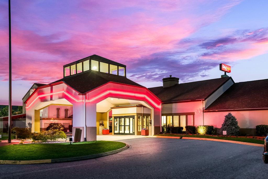 Hotel Red Roof Plus+ & West - Cedar Bluff Knoxville